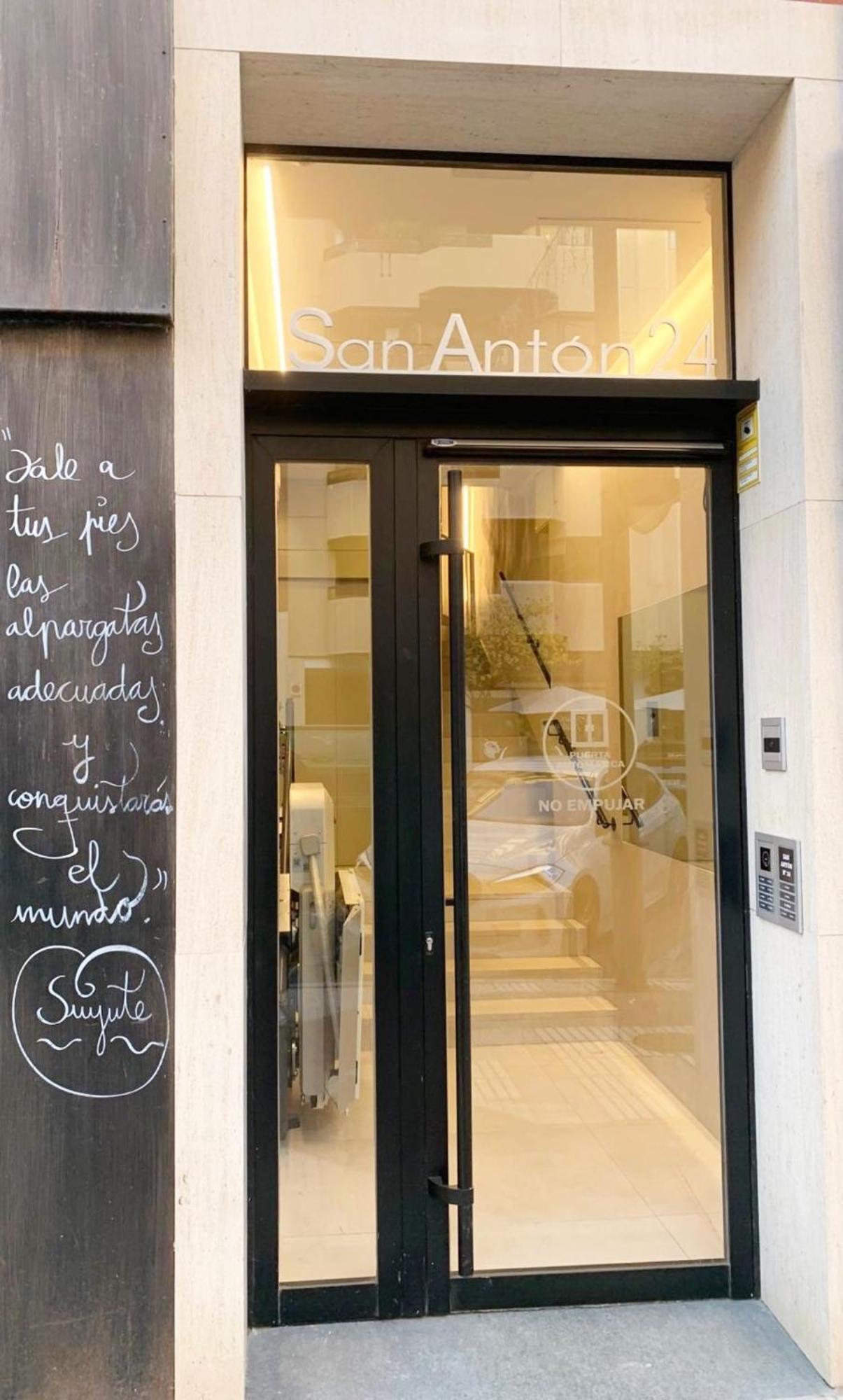 לוגרוניו San Anton Centro Parking Incluido Apto Garu מראה חיצוני תמונה